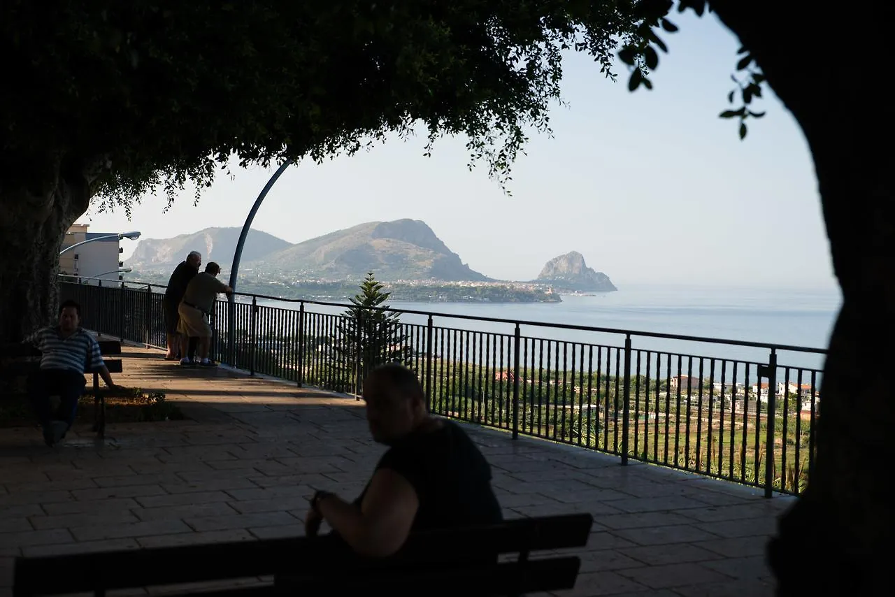 Hotel Villa Mare Altavilla Milicia 3*,  Italien