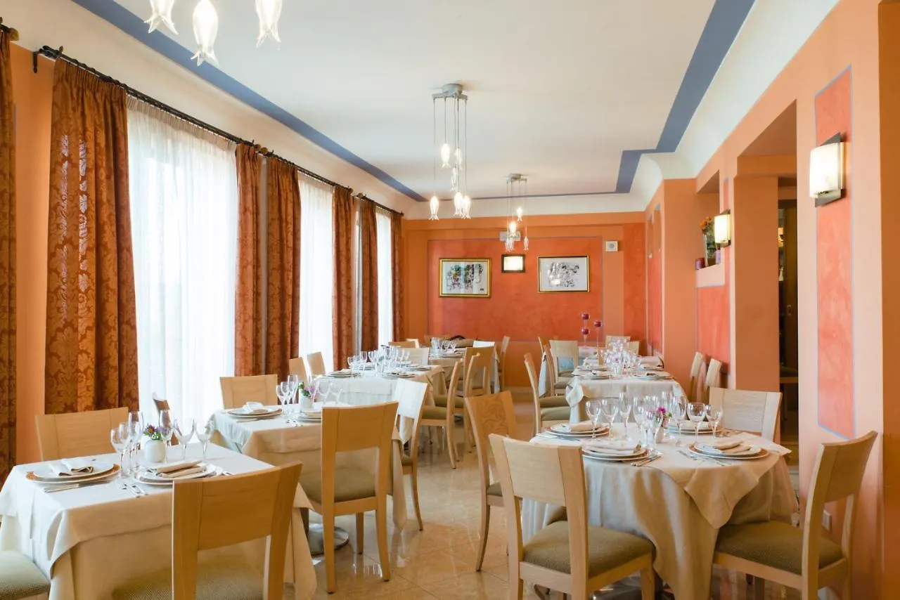 Hotel Villa Mare Altavilla Milicia Italien